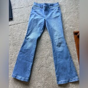 SPANX SPANXsculpt™ ReDefine
Flare Jeans Light Blue Flare Jeans